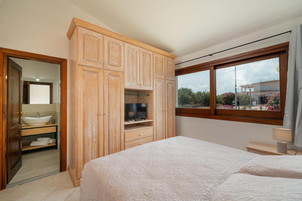 Rooms Tavolara San Teodoro  Exteriör bild