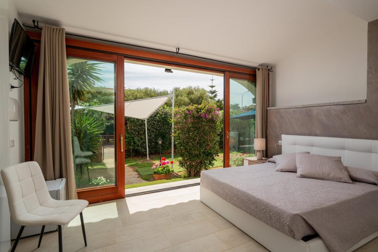 Rooms Tavolara San Teodoro  Exteriör bild